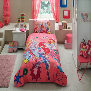 Winx Girl Empowerment Ranforce Yatak Örtüsü Tek Kişilik