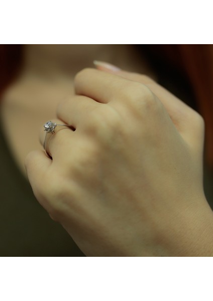 Lova H Renk 0,23 Karat Pırlanta Tektaş Yüzük 1020073 modelleri