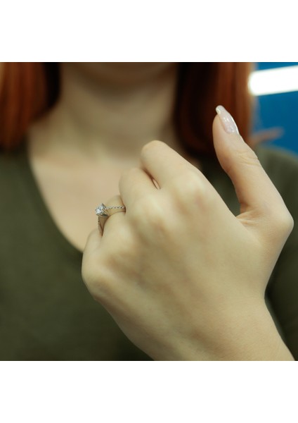 Lova Toplam 0,45 Karat Pırlanta Tektaş Yüzük 1020144