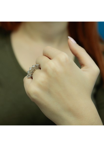 Lova 1,50 Karat Efektli Pırlanta Beştaş Yüzük 1070108 modelleri