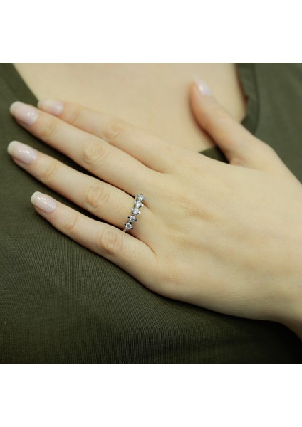 Lova 0,43 Karat Pırlanta Beştaş Yüzük 1040094 fırsatları