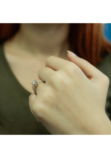 Lova Toplam 0,40 Karat Pırlanta Tektaş Yüzük 1020139