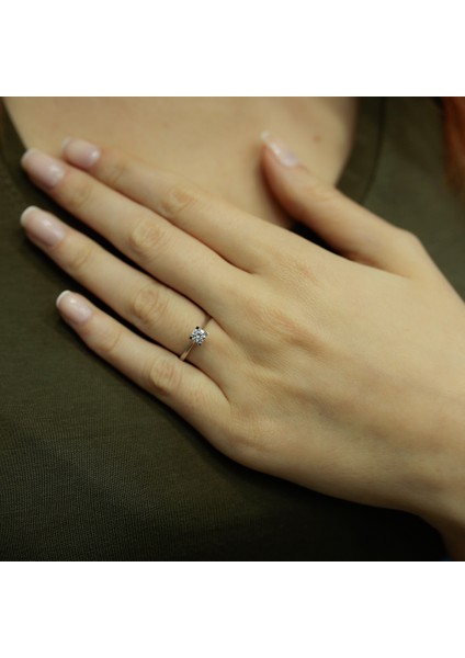 Lova G Renk 0,27 Karat Pırlanta Tektaş Yüzük 1030002 fırsatları