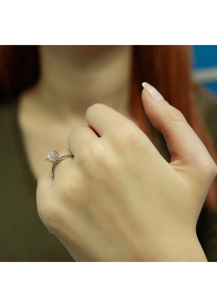 Lova G Renk 0,40 Karat Pırlanta Tektaş Yüzük 1070037