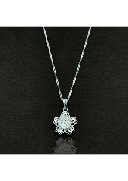 Yıldız Model El İşçiliği Telkari Gümüş Kadın Kolye