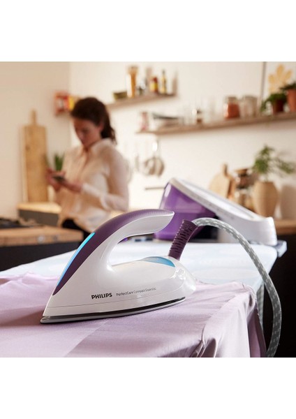 GC6802/30 Buhar Kazanlı Ütü 2400W fırsatları