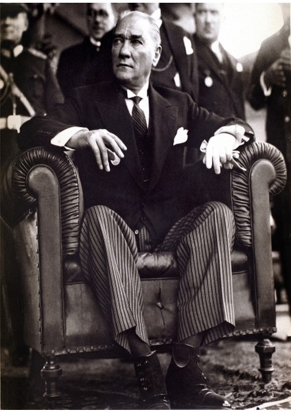 Atatürk Törende Sigarasız Sepya Kanvas Tablo Tablo fiyatları