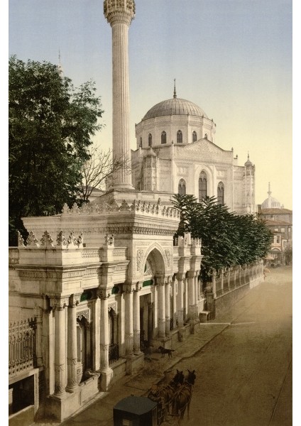 İstanbul Pertevniyal Valide Sultan Camii Kanvas Tablo