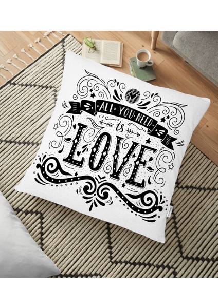 Siyah Beyaz Love Dijital Baskılı Yer Minderi - 70 x 70 cm