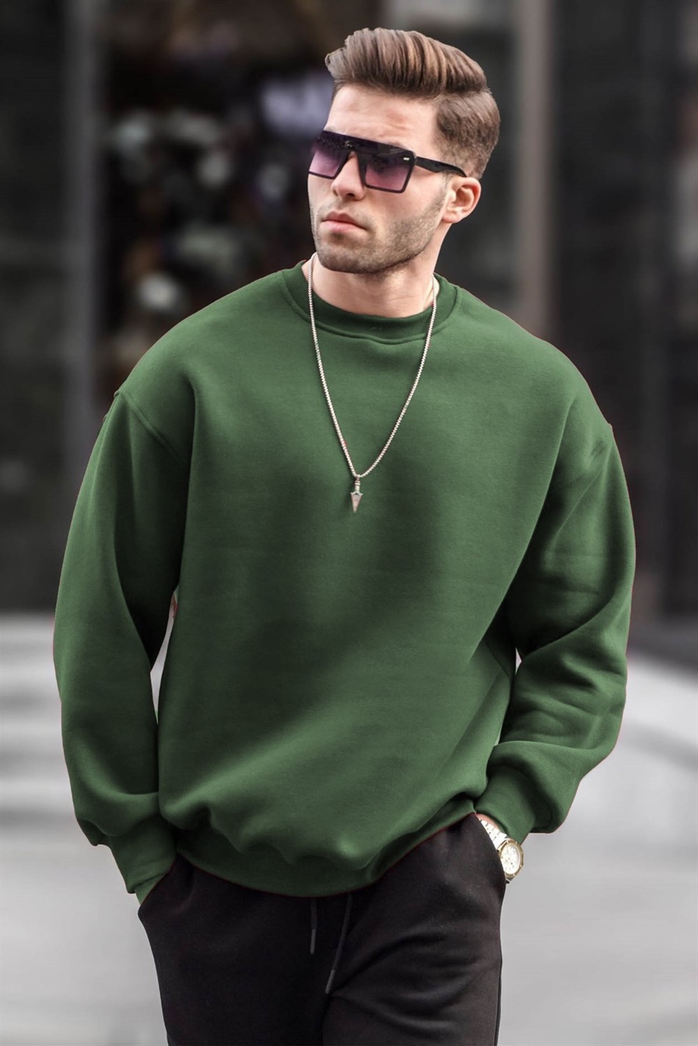 Madmext Siyah Bisiklet Yaka Oversize Şardonlu Basic Erkek Sweatshirt 6048