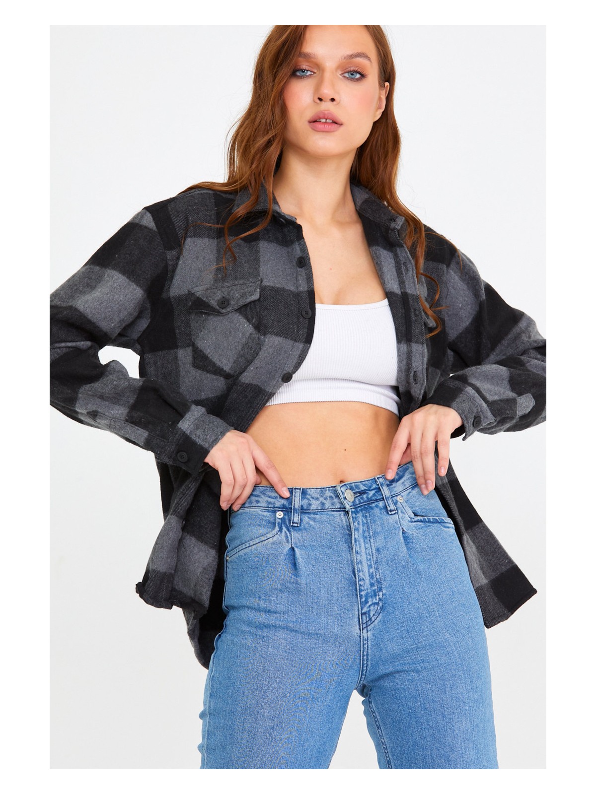 Cool Tarz Kırmızı Kadın Slim Fit Düğmeli Yaka Çift Cepli Oduncu Ekose Gömlek - Görsel 8