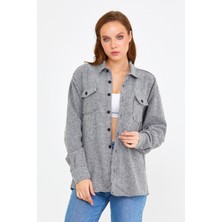 Tarz Cool Gri Kadın Slim Fit Düğmeli Yaka Çift Cepli Oduncu Düz Gömlek