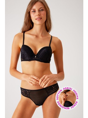 Pierre Cardin Siyah 4810 Milan Çiçek Desen Dantelli Push Up Dolgulu Iç Çamaşırı Takımı (Tak - Çıkar Askılı)
