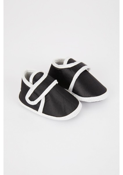 Erkek Bebek Yeni Doğan 3'lü Kutulu Hediyelik Set Z3576A222AU modelleri