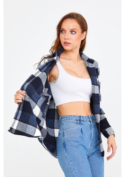 Mavi Kadın Slim Fit Düğmeli Yaka Çift Cepli Oduncu Ekose Gömlek modelleri