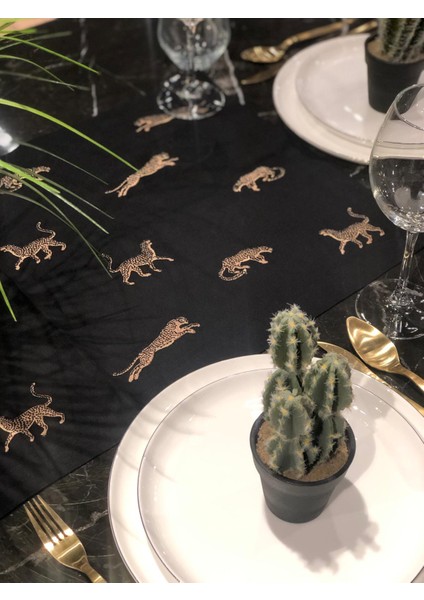 Leopar Desenli Dekoratif Siyah Keten Runner - 40 cm 120 cm fiyatları