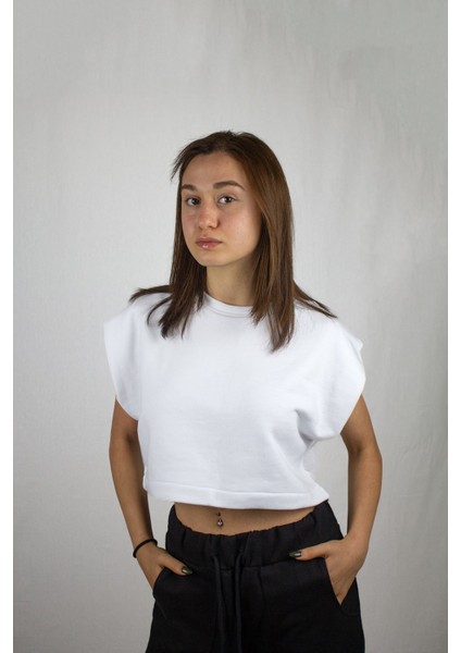 Beyaz Basic Kolsuz Crop Sweatshirt