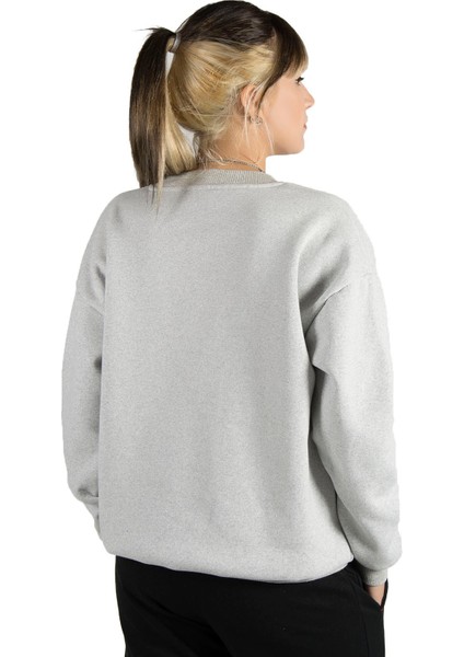 Kadın Gri Oversize Üç Iplik Şardonlu Bisiklet Yaka Sweatshirt 22K-5200177-5 fırsatları