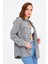 Gri Kadın Slim Fit Düğmeli Yaka Çift Cepli Oduncu Düz Gömlek 3