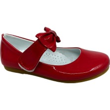 Zerhan 350 Kız Çocuk Kırmızı Rugan Fiyonklu Cırtlı Babet