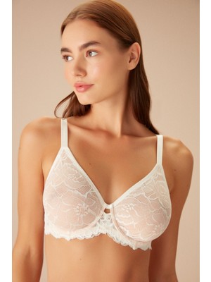 Suwen Barbara Toparlayıcı Sütyen Ekru - Pembe Renk Seçeneği ile Konforlu Kullanım Sunar