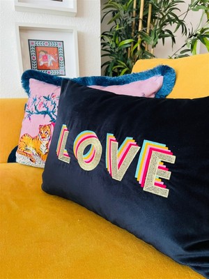 Ge Living Love Desenli Lacivert Kadife Dekoratif Kırlent Kılıfı ( 35 x 50 )