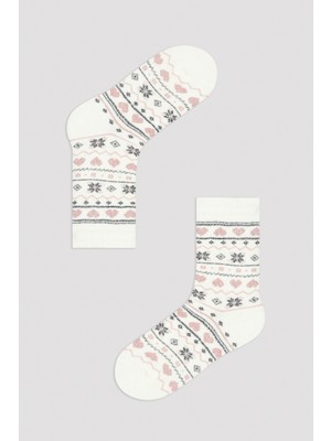 Penti Beyaz Kız Çocuk Desenli Soket Çorap