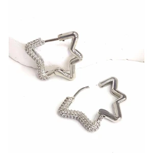 New Obsessions Anı Yaşa Büyük Yıldız Gömme Taşlı Huggie Küpe