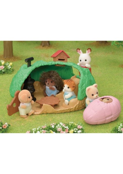 Sylvanian Families Yavru Kirpi Yuvası 5453