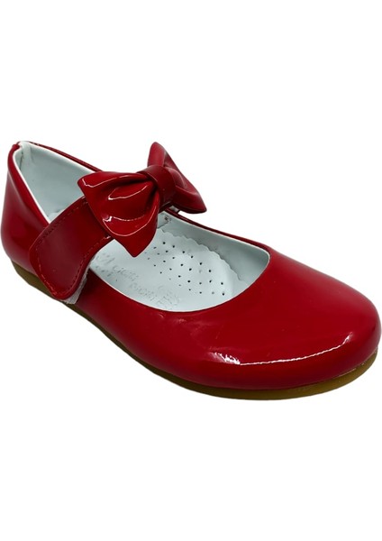 350 Kız Çocuk Kırmızı Rugan Fiyonklu Cırtlı Babet fırsatları