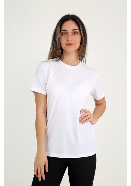 Kadın Beyaz T-Shirt. Regular Fit (Normal) Kalıp, Basic Model