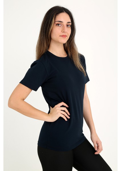Kadın Lacivert T-Shirt. Regular Fit (Normal) Kalıp, Basic Model