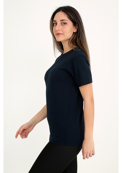 Kadın Lacivert T-Shirt. Regular Fit (Normal) Kalıp, Basic Model