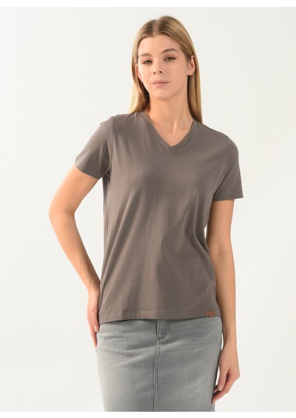 V Yaka Düz Gri Kadın T-Shirt DTKTS04504 Gri