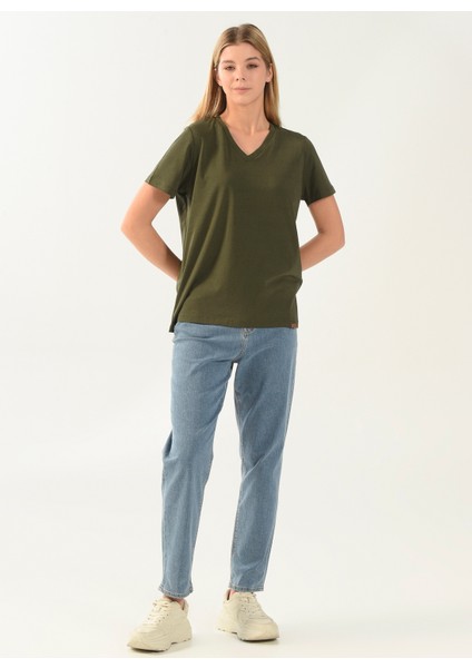 V Yaka Düz Haki Kadın T-Shirt DTKTS04503 Haki modelleri
