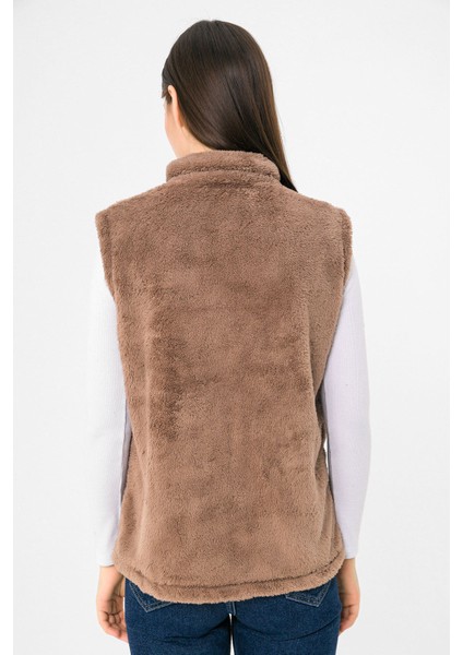 Kadın Vizon Dik Yaka Fermuarlı Peluş Yelek indirimleri
