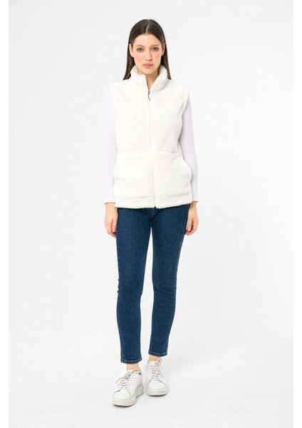 Kadın Ekru Dik Yaka Fermuarlı Peluş Yelek fiyatları