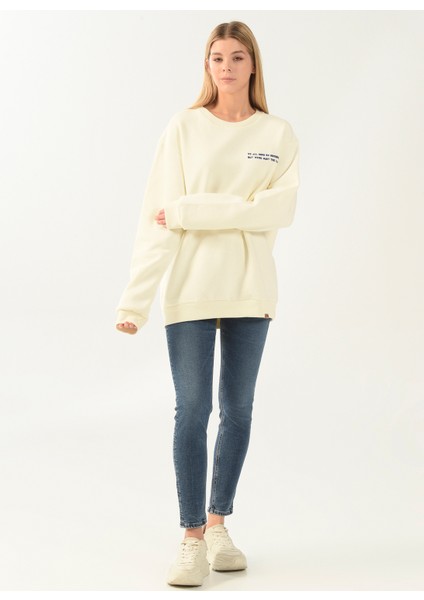 Bisiklet Yaka Nakışlı Ekru Kadın Sweatshirt DT10063-5 Ekru