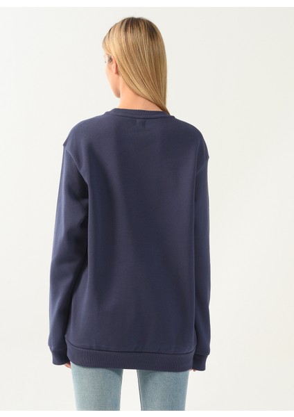 Bisiklet Yaka Nakışlı Lacivert Kadın Sweatshirt DT10063-1 Lacivert fiyatları