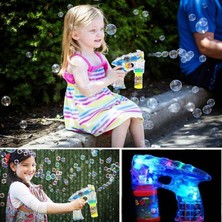 Kuzey Yılbaşı Hediyeleri Renkli Işıklı Köpük Tabancası Bubbles Gun Baloncuk Tabancası + 2 Özel Yedek Köpük 1.kalite