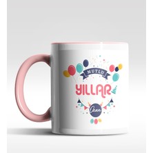 Hediye Zengini Kişiye Özel Mutlu Yıllar Tasarımlı Pembe Kupa