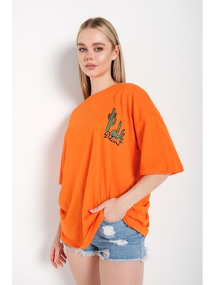 Trendseninle Kadın Oversize Kaktüs Baskılı T-Shirt Tişört