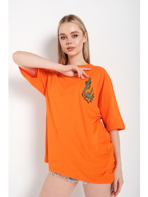 Trendseninle Kadın Oversize Kaktüs Baskılı T-Shirt Tişört