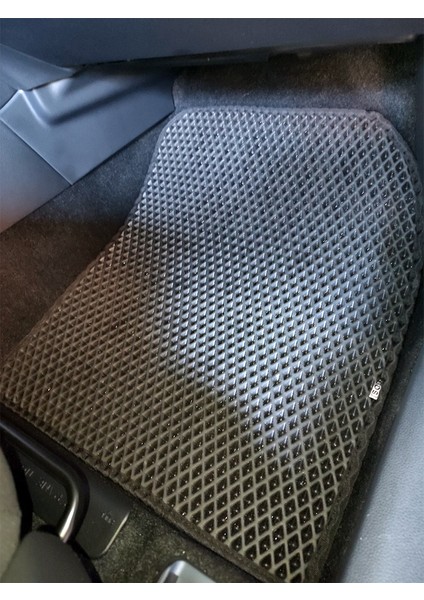 Toyota Corolla Cross 3D Havuzlu Paspas 2022-SONRASI