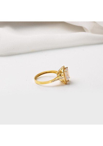 14 Ayar Altın Baget Taşlı Yüzük fırsatları