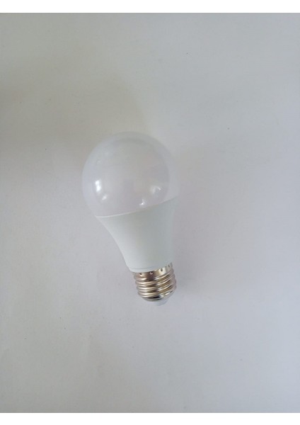 Noas Tasaruflu LED Ampul 9W modelleri