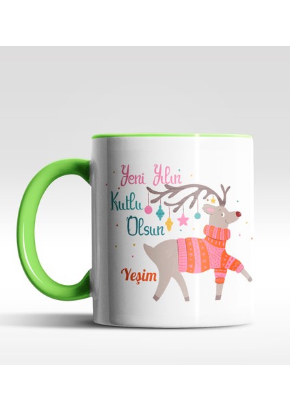 Kişiye Özel Yeni Yılın Kutlu Olsun Geyik Tasarımlı Yeşil Kupa