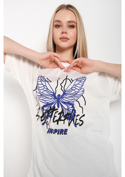 Kadın Butterflies Inspire Baskılı T-Shirt