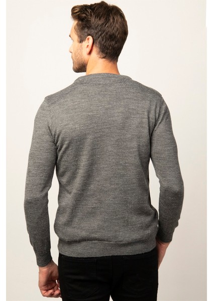 Slim Fit Bisiklet Yaka Kendinden Desenli Erkek Kazak KZ210003-DGR fırsatları