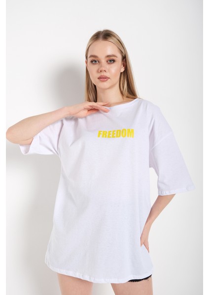 Kadın Oversize Freedom Baskılı T-Shirt